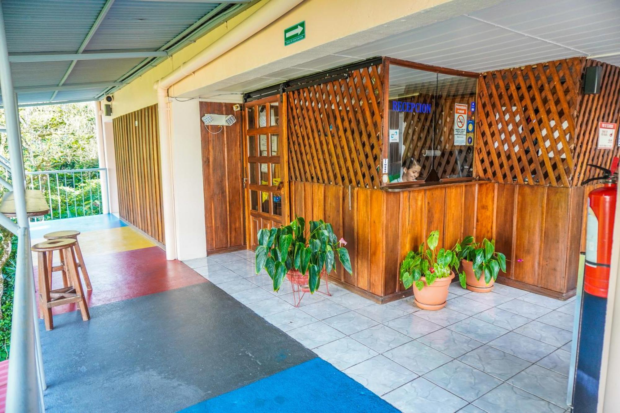 Hospedaje Angeluz Quesada  Exterior photo
